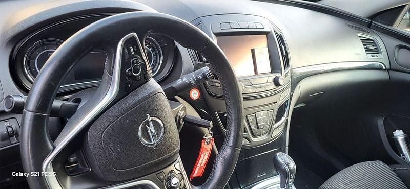 Gebraucht Opel Insignia Edition 163 PS (119 kW) 2015 Schwarz Kombi