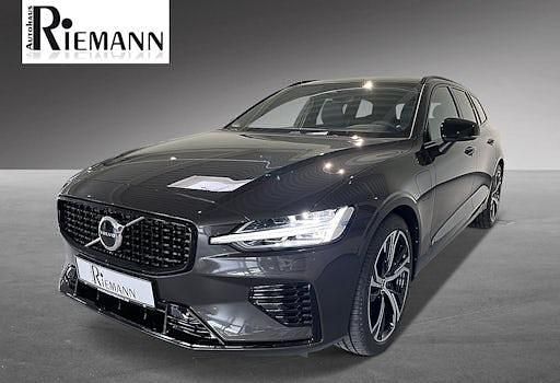 Gebraucht Volvo V60 Plus 350 PS (257 kW) 2025 Grau Kombi