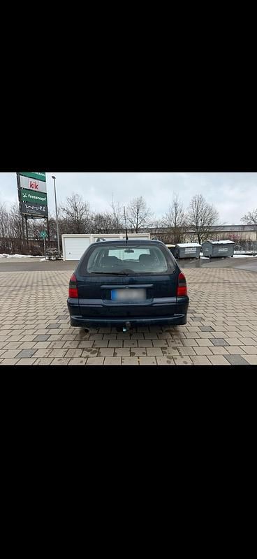 Gebraucht Opel Vectra 101 PS (74 kW) 2001 Blau Kombi