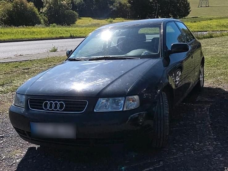 Gebraucht Audi A3 130 PS (95 kW) 2000 Schwarz Kleinwagen