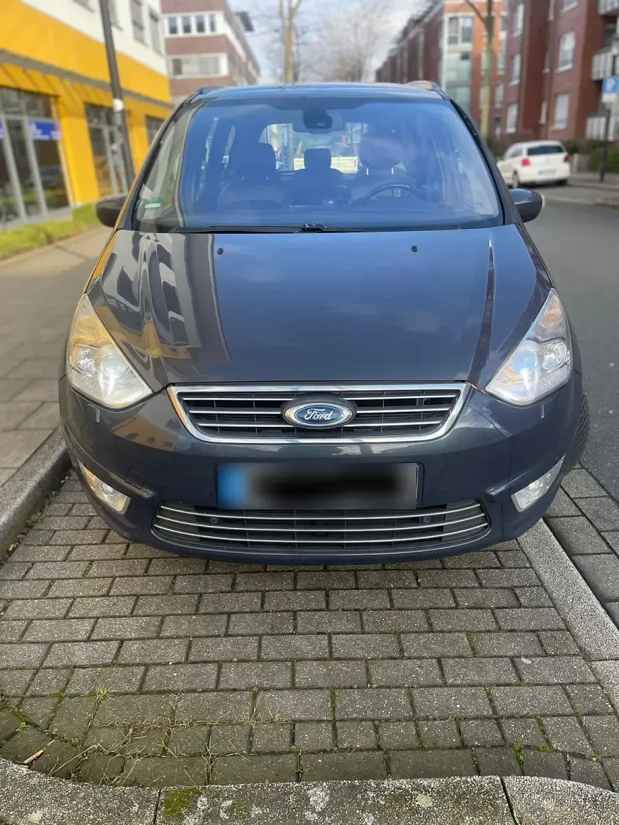 Gebraucht Ford Galaxy Titanium 163 PS (119 kW) 2010 Blau Van / Kleinbus