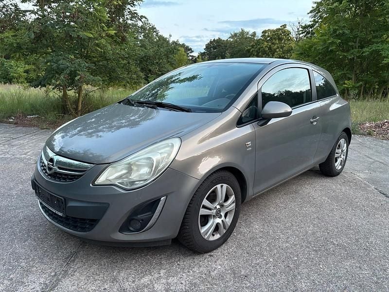 Grau Gebraucht 2011 Opel Corsa Limousine | 1.699 € (Guter Preis) - Bild 1/4