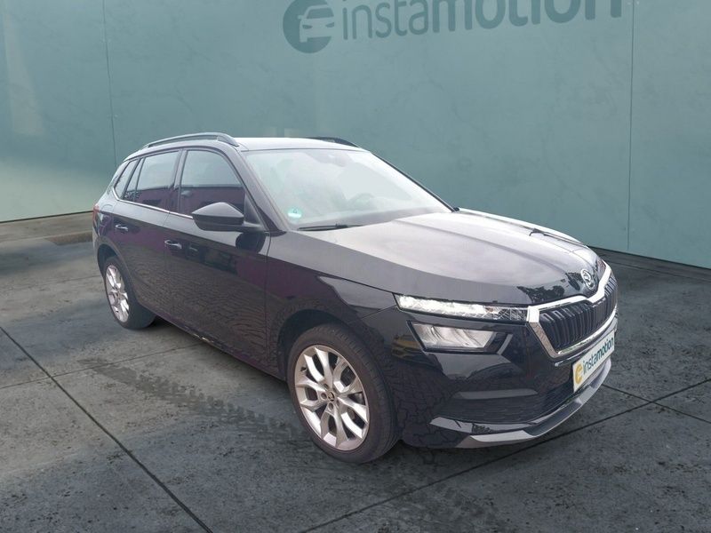 Schwarz Gebraucht 2021 Skoda Kamiq Sport SUV | 24.688 € (Fairer Preis) - Bild 1/4