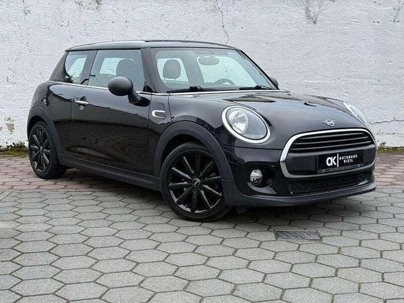 Gebraucht Mini ONE 131 PS (96 kW) 2018 Schwarz Kleinwagen