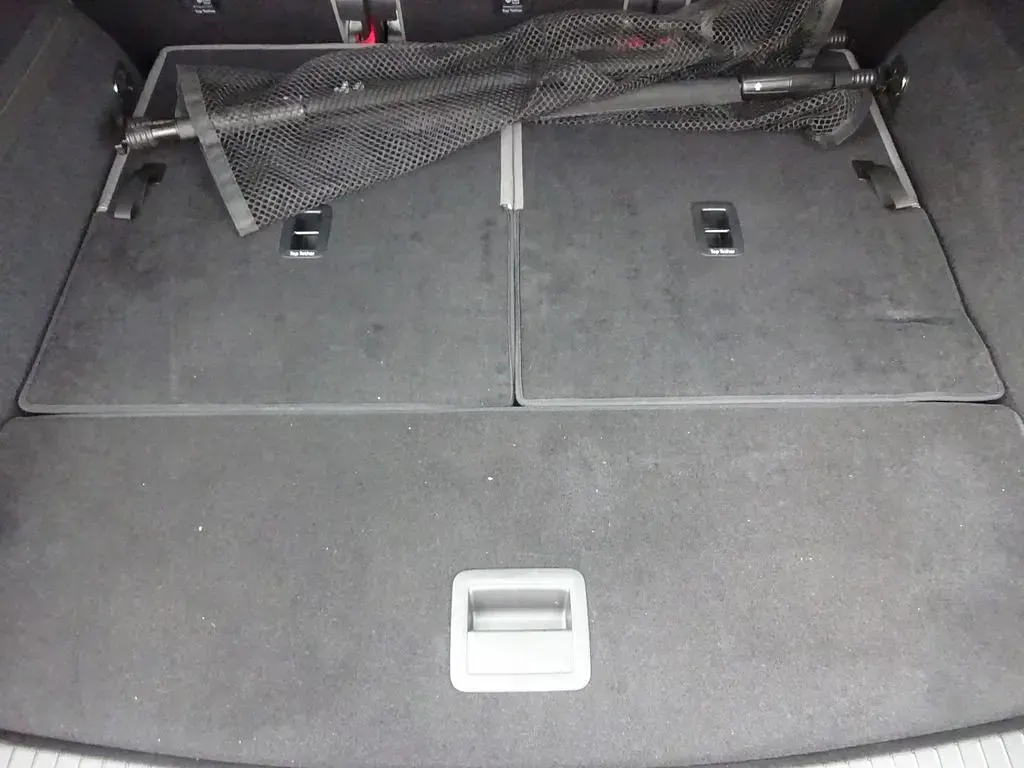 Gebraucht VW Touran Comfortline 150 PS (110 kW) 2022 Deep black Van / Kleinbus