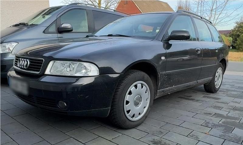 Schwarz Gebraucht 2000 Audi A4 Kombi | 4.100 € - Bild 1/4