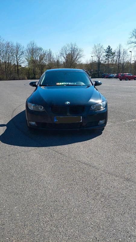 Gebraucht BMW 325 218 PS (160 kW) 2007 Schwarz Coupé