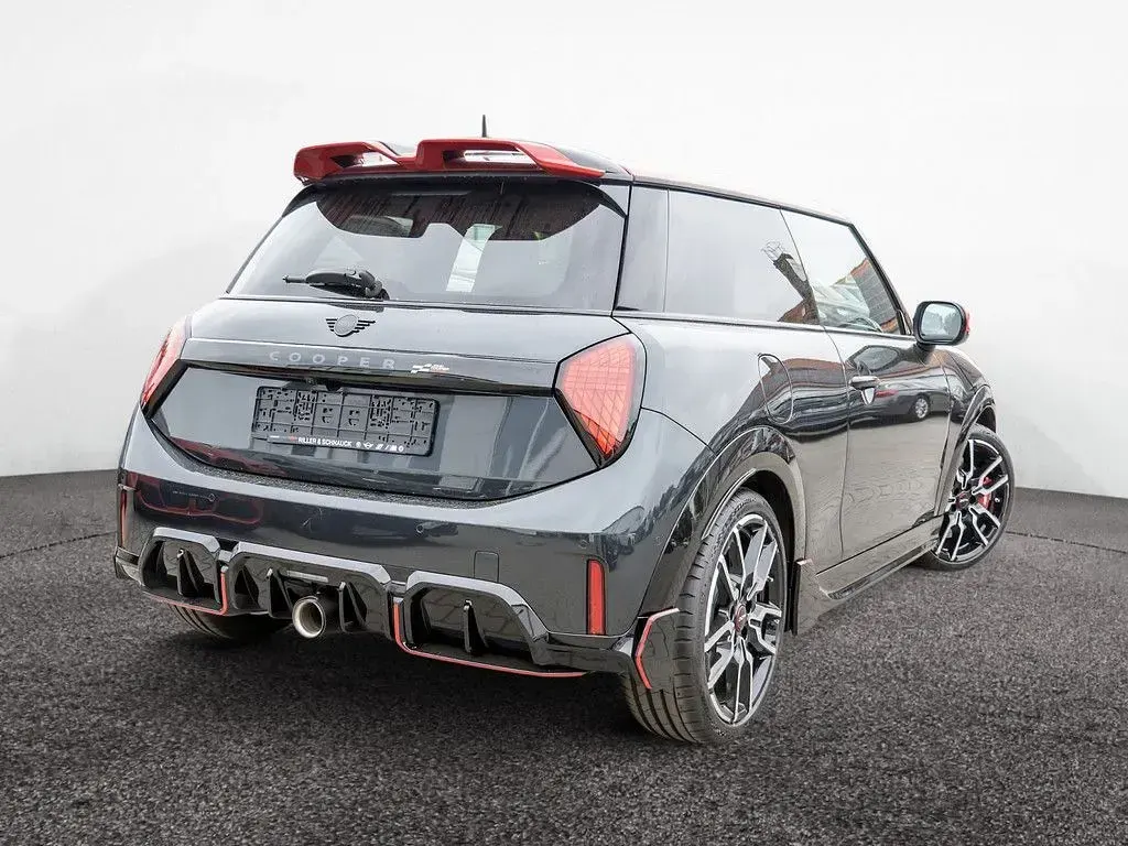 Gebraucht Mini John Cooper Works 231 PS (169 kW) 2025 Grau Kleinwagen