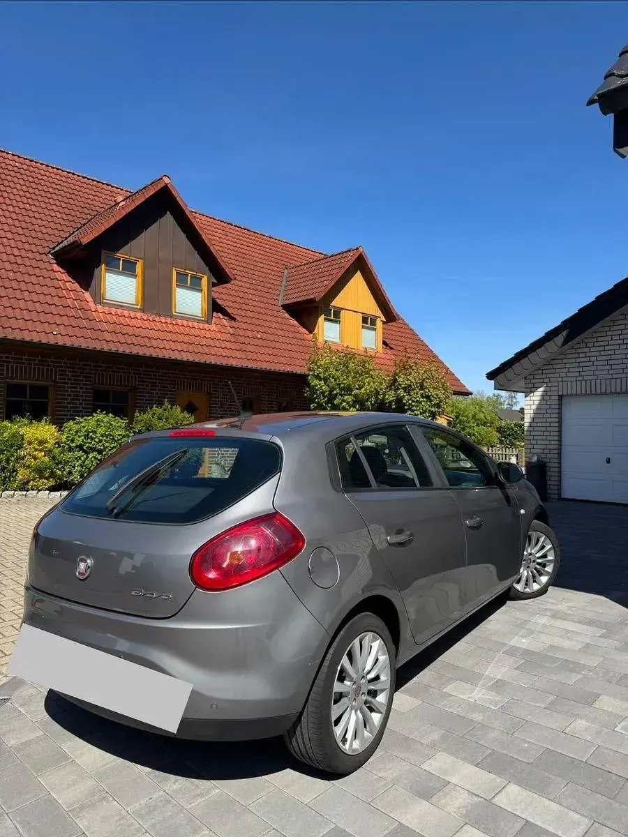 Occasion Fiat Bravo Dynamic 120 ch (88 kW) 2011 Gris Citadine