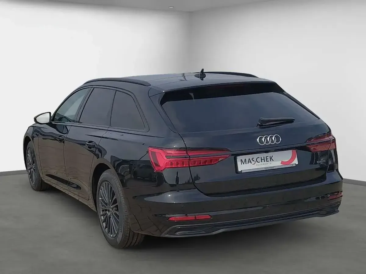 Gebraucht Audi A6 Advanced Plus 245 PS (180 kW) 2025 Mythosschwarz metallic Kombi