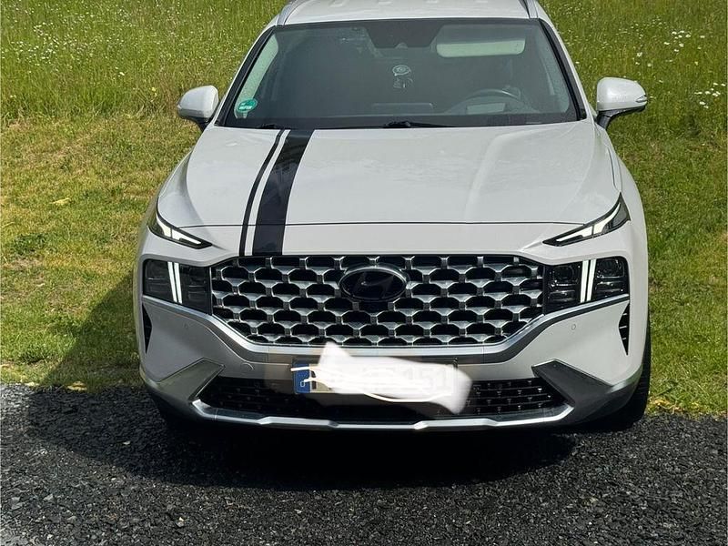 Weiß Gebraucht 2022 Hyundai Santa Fe Prime SUV | 33.200 € (Guter Preis) - Bild 1/4