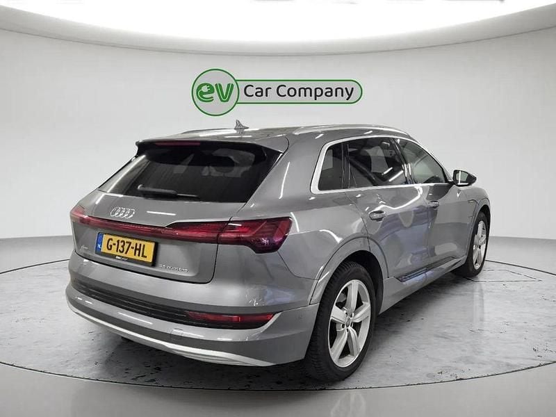 Gebraucht Audi e-tron Advanced Plus 300 kW (408 PS) 2019 Grau SUV