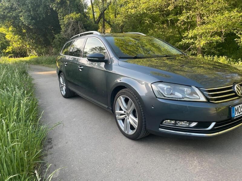 Blau Gebraucht 2011 VW Passat Kombi | 9.500 € (Fairer Preis) - Bild 1/4