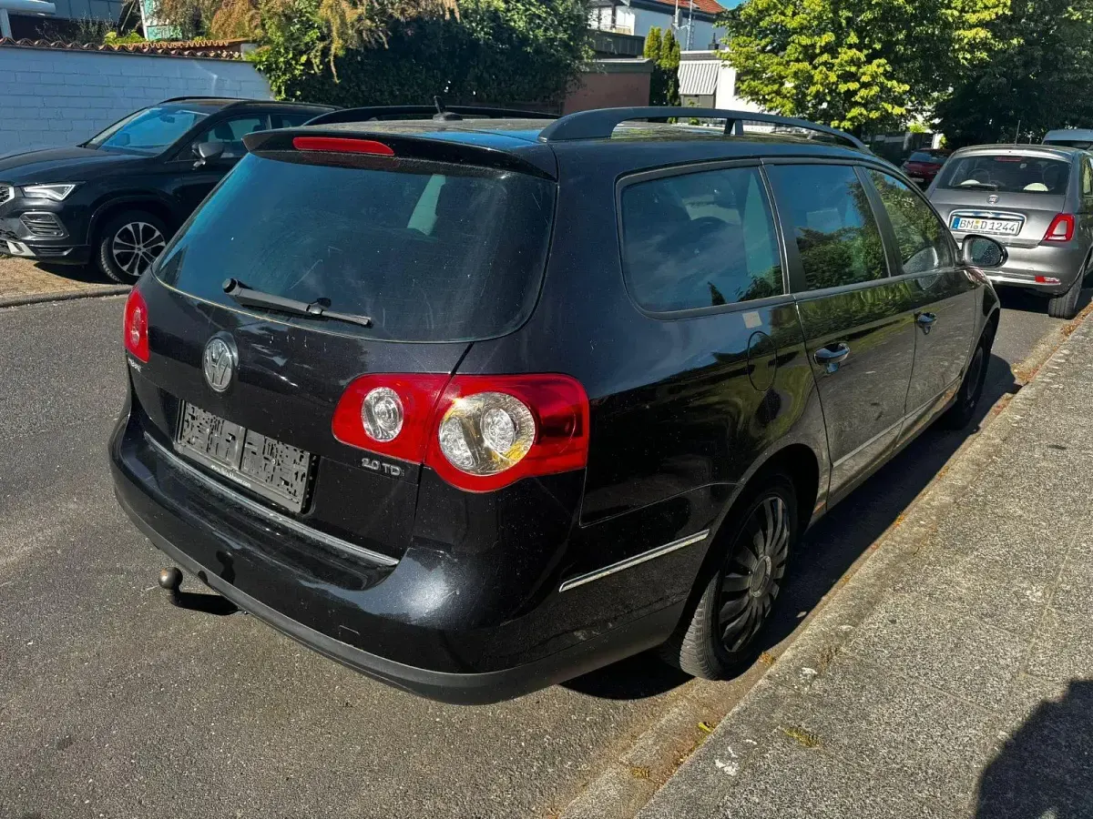 Gebraucht VW Passat 140 PS (102 kW) 2006 Schwarz Kombi