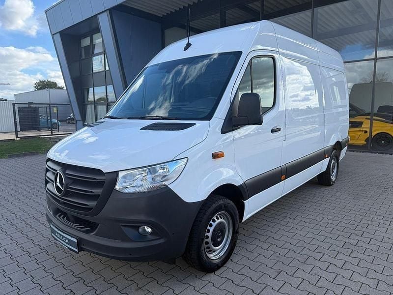Arktikweiß Gebraucht 2024 Mercedes Sprinter Van | 38.900 € (Guter Preis) - Bild 1/4