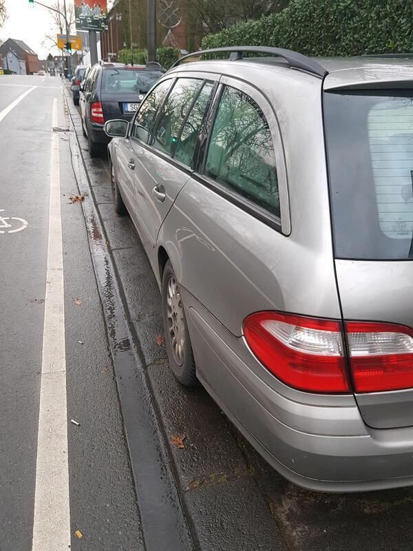 Gebraucht 2004 Mercedes E200 Kombi | 2.500 € (Superpreis) - Bild 1/4