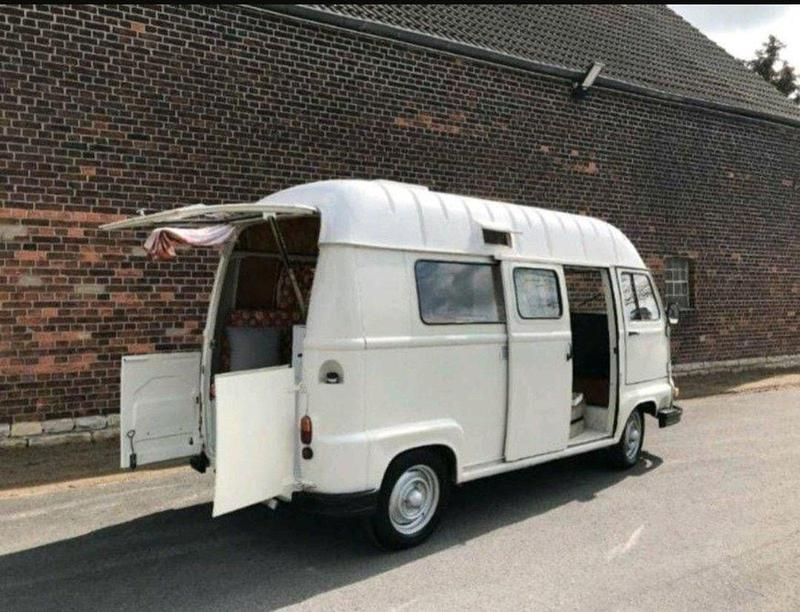 Gebraucht Renault Estafette 35 PS (25 kW) 1980 Weiß Van / Kleinbus
