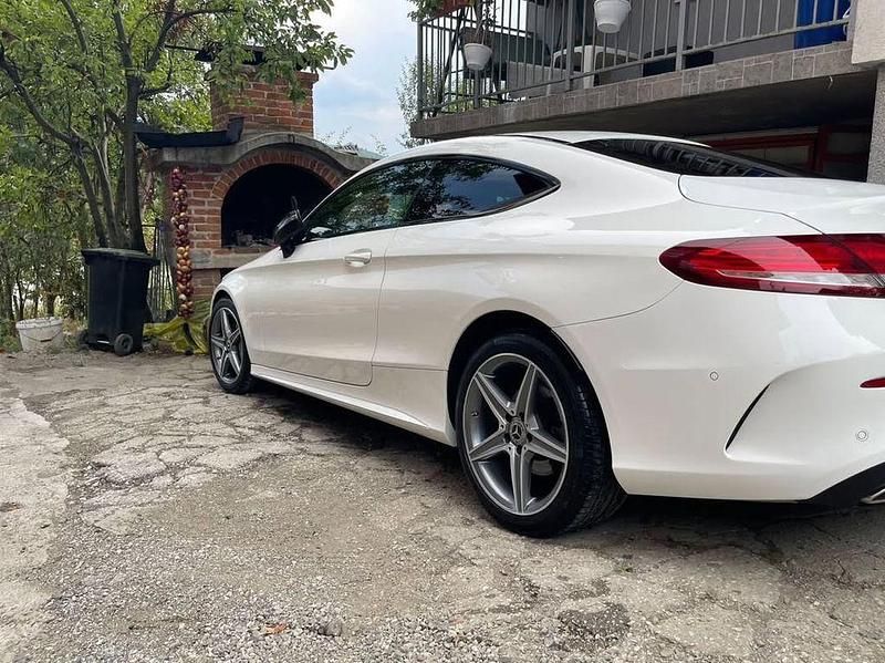 Gebraucht Mercedes C200 AMG 184 PS (135 kW) 2016 Weiß Coupé