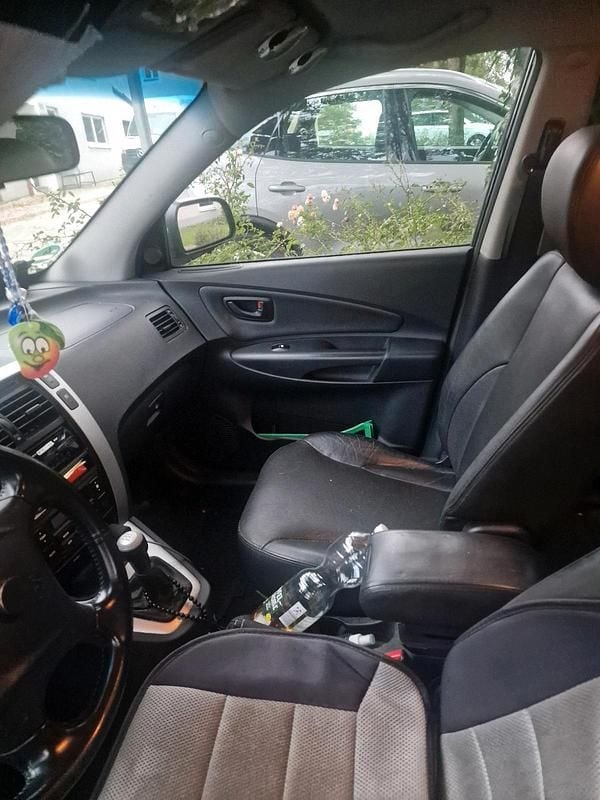 Schwarz Gebraucht 2006 Hyundai Tucson SUV | 3.000 € (Guter Preis) - Bild 1/4