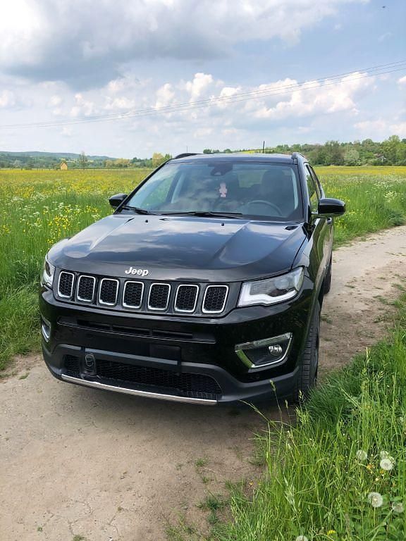 Gebraucht Jeep Compass Limited 170 PS (125 kW) 2018 Schwarz SUV