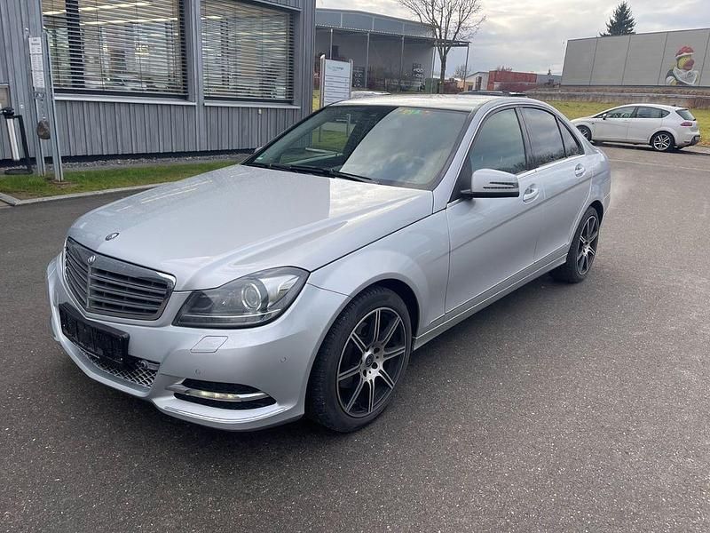 Gebraucht Mercedes C220 170 PS (125 kW) 2013 Silber Limousine