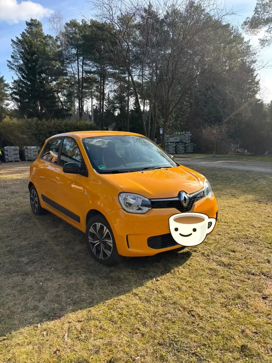 Gebraucht Renault Twingo 65 PS (47 kW) 2021 Gelb Kleinwagen