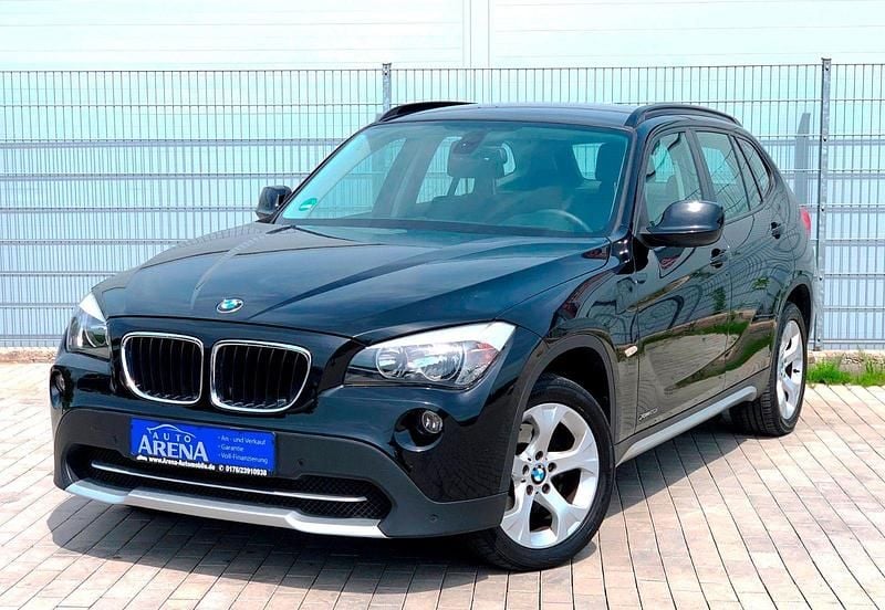 Schwarz Gebraucht 2011 BMW X1 Sport Line SUV | 13.950 € (Teuer) - Bild 1/4