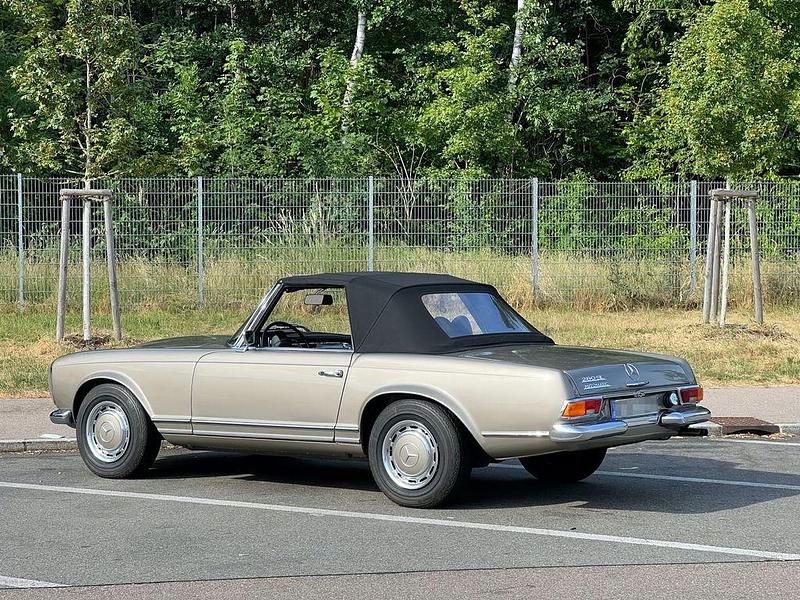 Gebraucht Mercedes SL280 170 PS (125 kW) 1968 Grau Cabrio