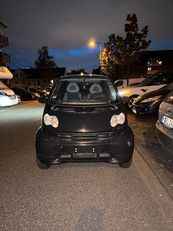 Schwarz Gebraucht 2003 Smart ForTwo Coupé Kleinwagen | 1.500 € - Bild 1/4