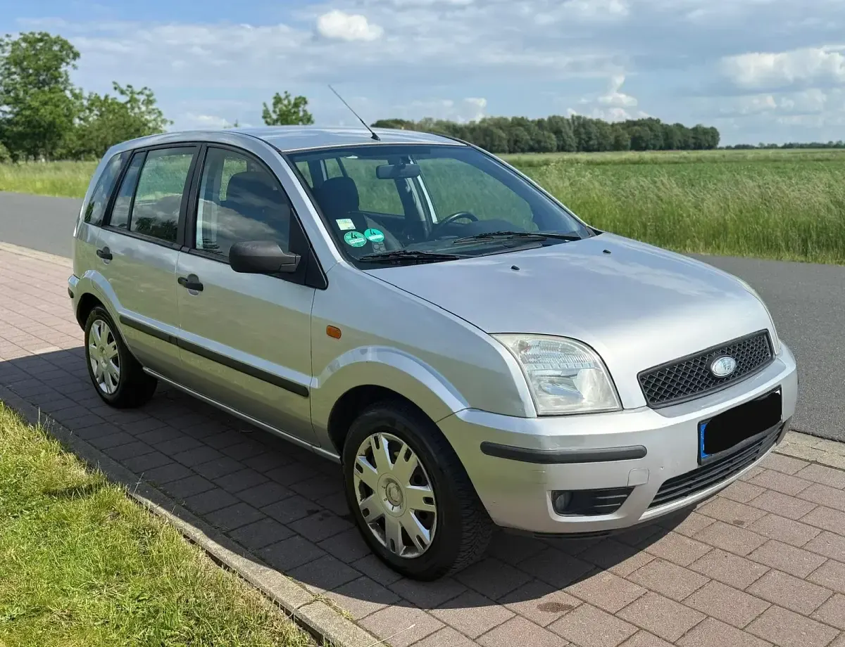 Gebraucht Ford Fusion 101 PS (74 kW) 2004 Silber Kleinwagen