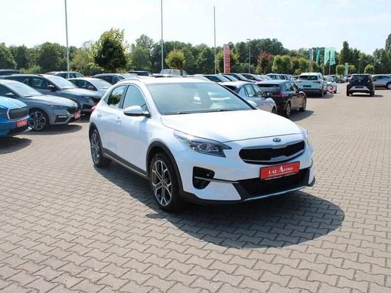 (hw2) deluxeweiss met. Gebraucht 2019 Kia XCeed Vision SUV | 18.930 € (Fairer Preis) - Bild 1/4