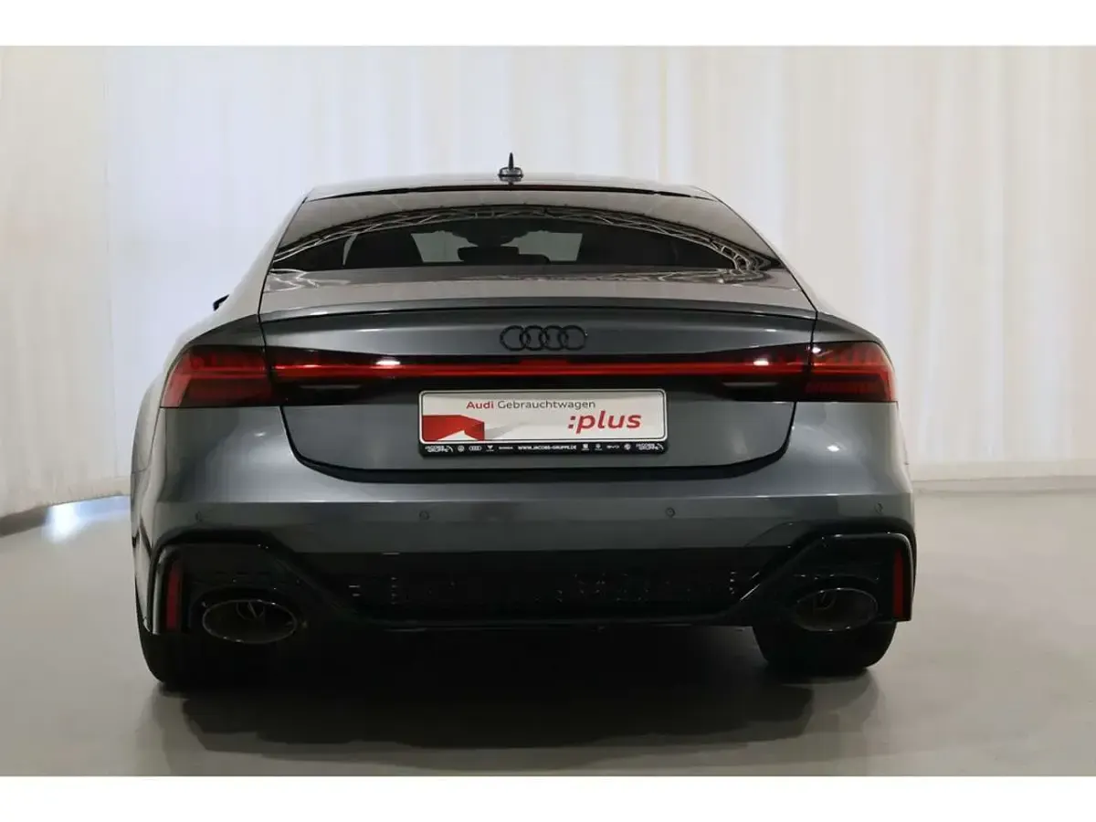 Gebraucht Audi RS7 600 PS (441 kW) 2022 Daytonagrau perleffekt Kleinwagen