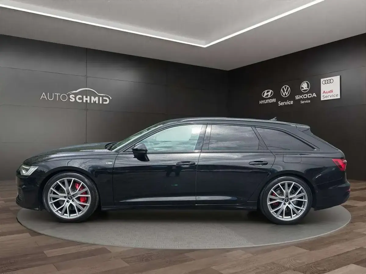 Gebraucht Audi A6 S-Line 367 PS (269 kW) 2023 Mythosschwarz metallic Kombi
