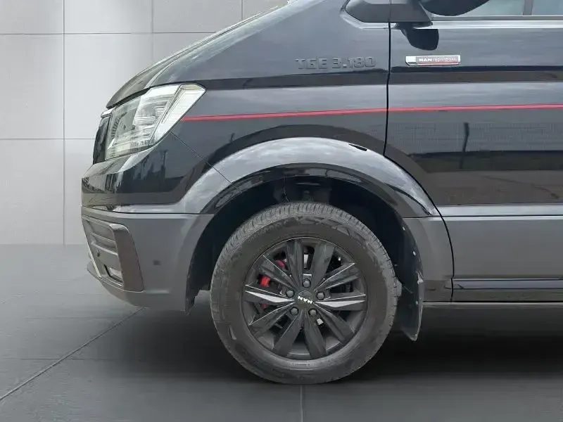 Gebraucht MAN TGE 177 PS (130 kW) 2024 Schwarz Van
