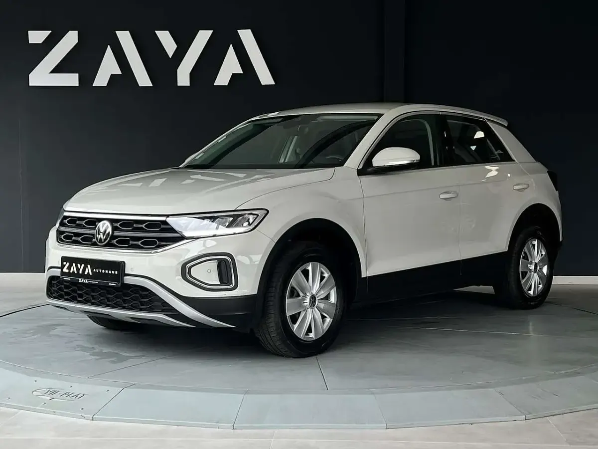 Gebraucht VW T-Roc 116 PS (85 kW) 2024 Ascotgrau SUV