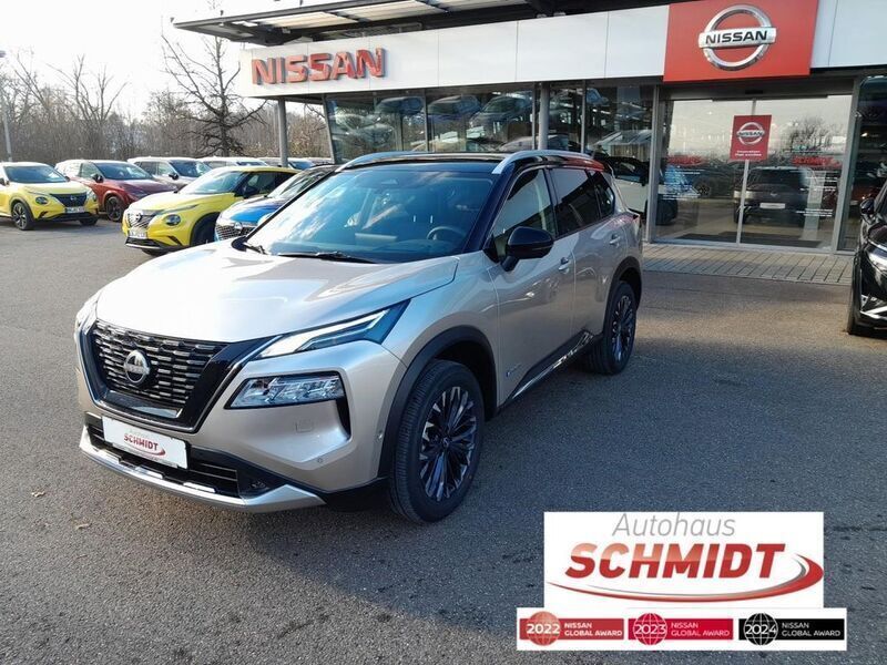 Champagner silver/dach black Neu 2025 Nissan X-Trail Tekna+ SUV | 46.990 € - Bild 1/4
