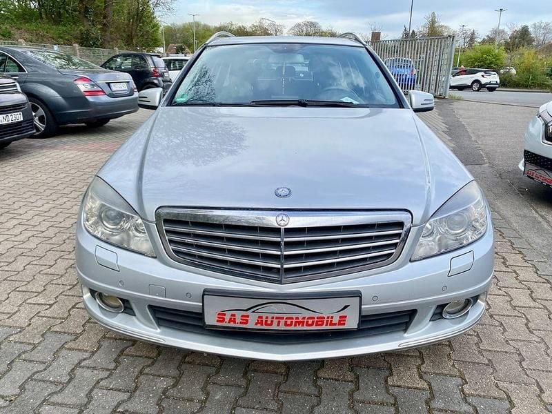 Gebraucht Mercedes C250 204 PS (150 kW) 2009 Silber Kombi