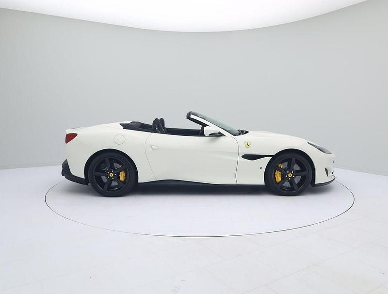 Gebraucht Ferrari Portofino 600 PS (441 kW) 2020 Bianco avus Cabrio