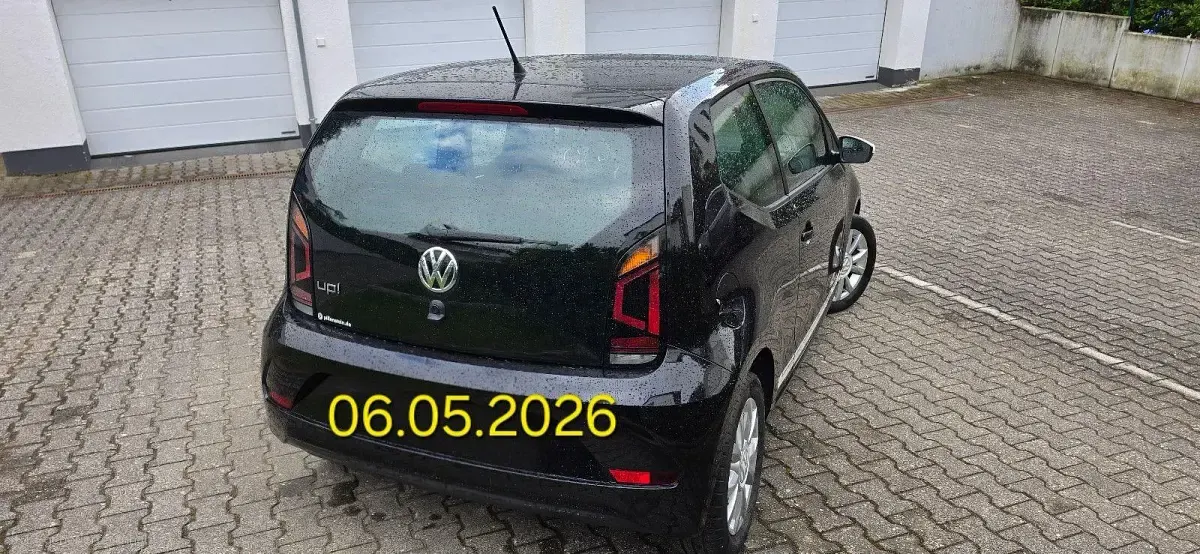 Używany VW up! CLUB 75 KM (55 kW) 2017 Czarny Hatchback