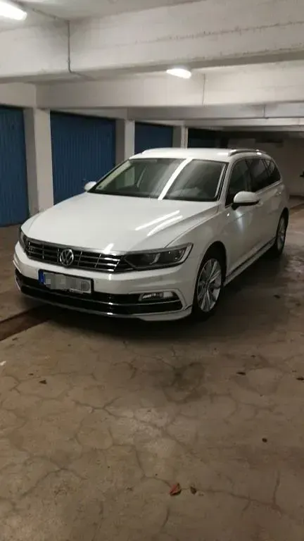 Gebraucht VW Passat R-line 150 PS (110 kW) 2019 Weiß Limousine