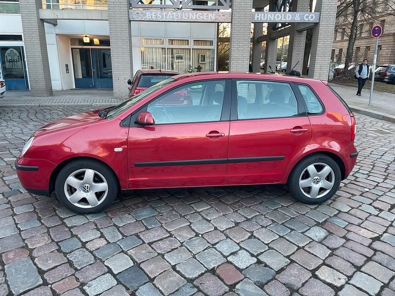 Gebraucht VW Polo 75 PS (55 kW) 2002 Rot Kleinwagen