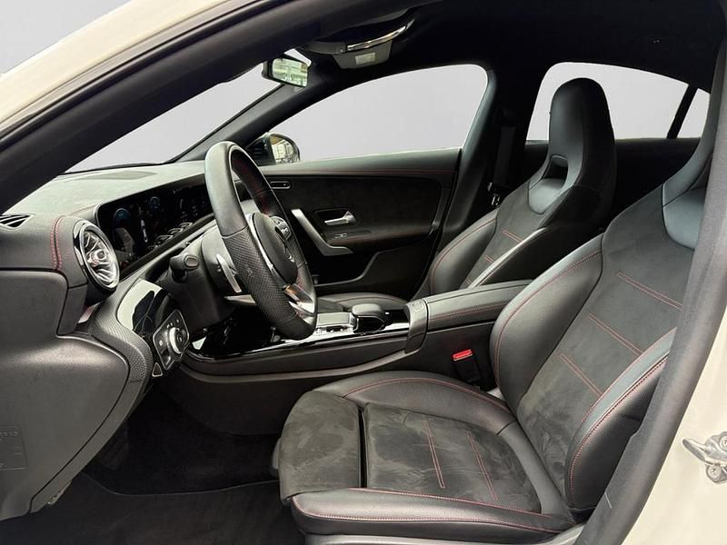 Gebraucht Mercedes CLA250 AMG 165 PS (121 kW) 2019 Unilack polarweiß Limousine