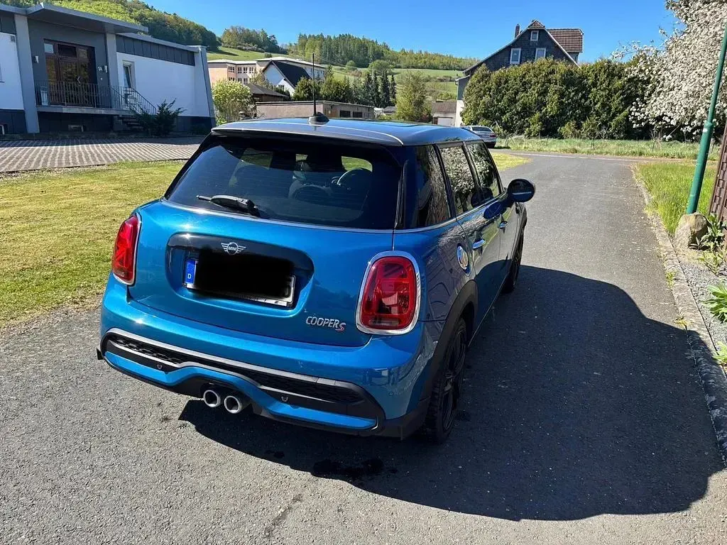 Usata Mini Cooper S Classic 178 CV (130 kW) 2022 Blu Utilitaria