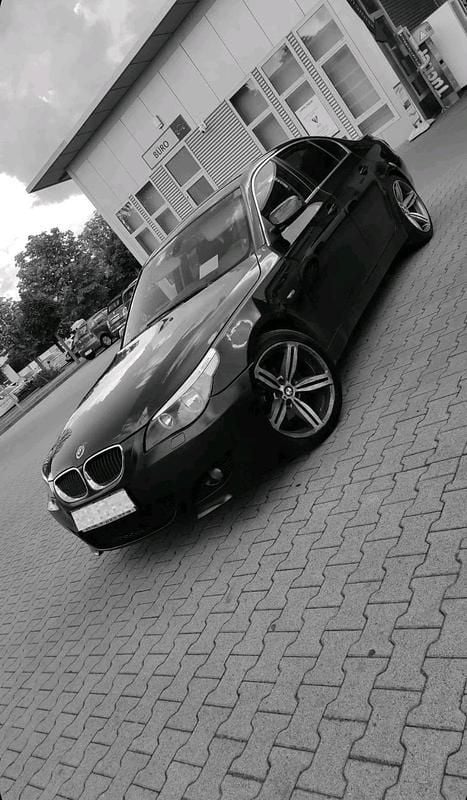 Schwarz Gebraucht 2004 BMW 525 M Sport Limousine | 3.450 € (Superpreis) - Bild 1/4