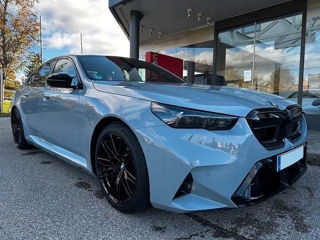 Gebraucht BMW M5 Performance 585 PS (430 kW) 2025 Grau Limousine