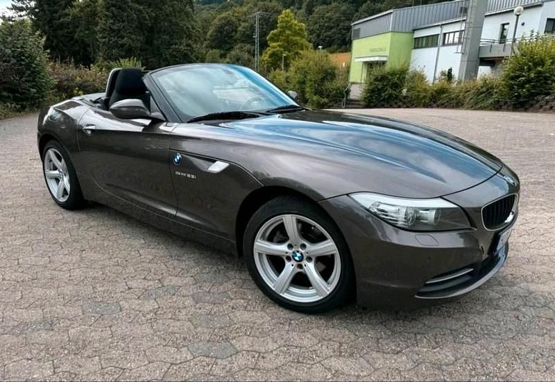 Gebraucht BMW Z4 204 PS (150 kW) 2010 Braun Cabrio