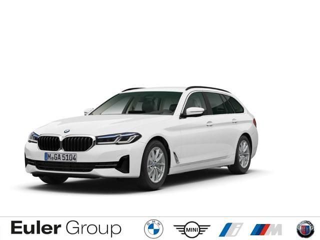 Weiss Gebraucht 2022 BMW 520 Kombi | 32.999 € (Guter Preis) - Bild 1/4