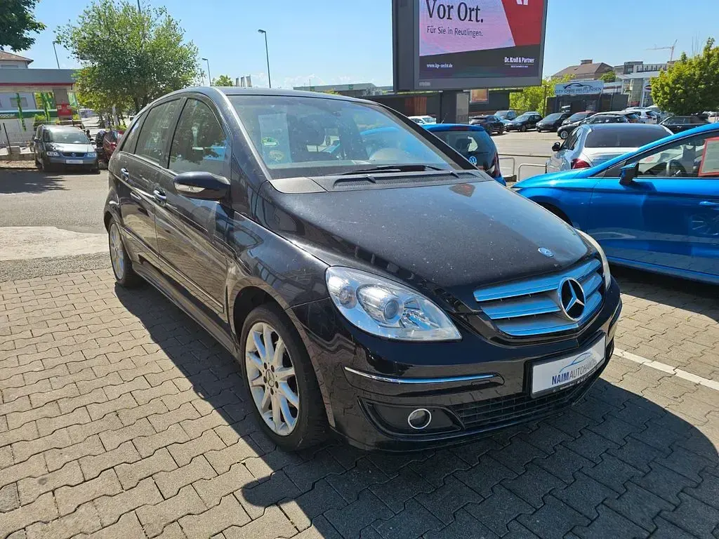 Gebraucht Mercedes B200 136 PS (100 kW) 2006 Schwarz Van / Kleinbus