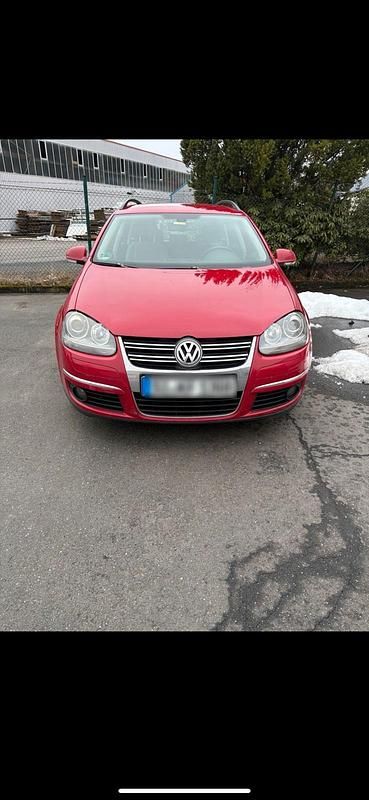 Gebraucht VW Golf V 140 PS (102 kW) 2008 Rot Kombi