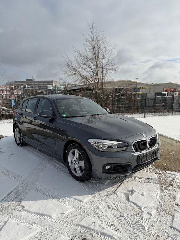 Gebraucht BMW 118 Advantage 136 PS (100 kW) 2017 Grau Kleinwagen